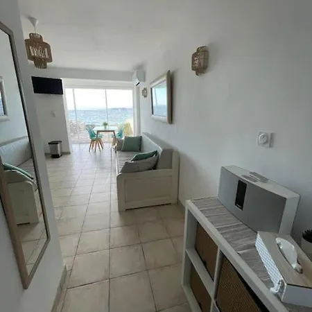 Apartment Climatise Les Pieds Dans L'eau Six-Fours-les-Plages